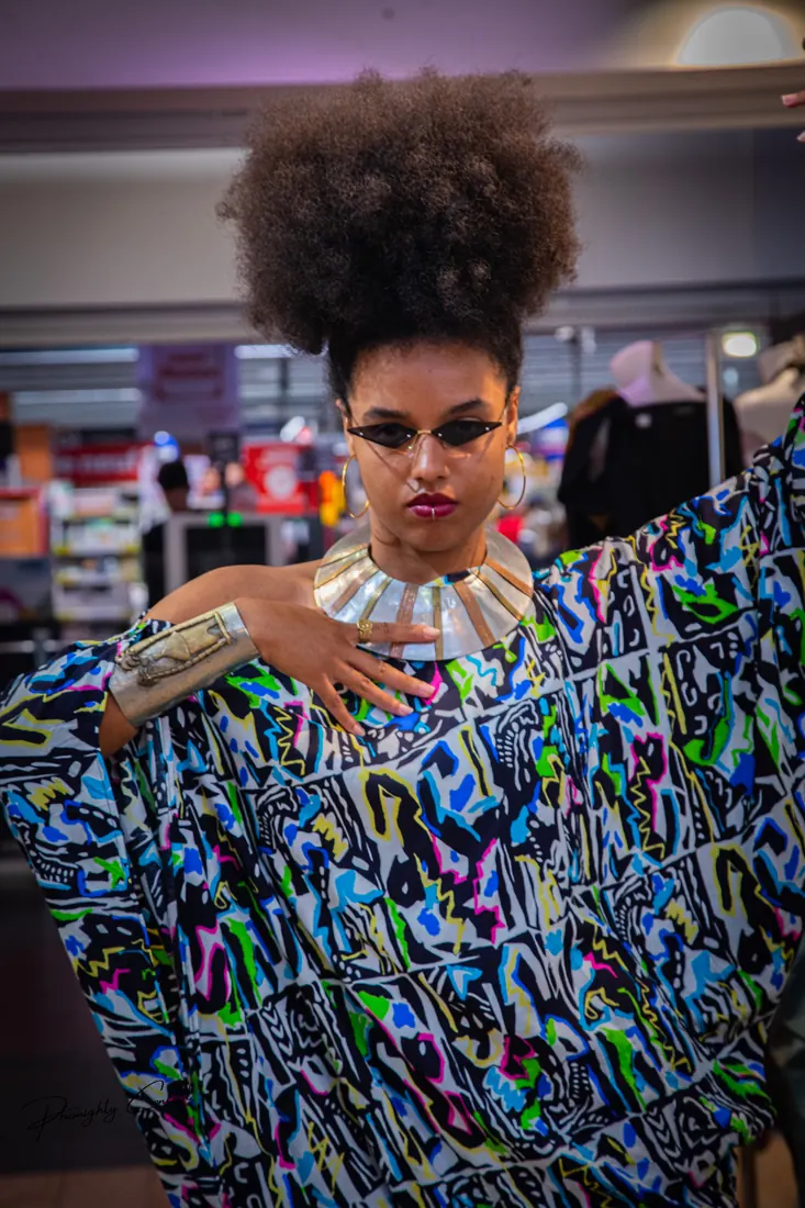Ankara & attitude, Editorial